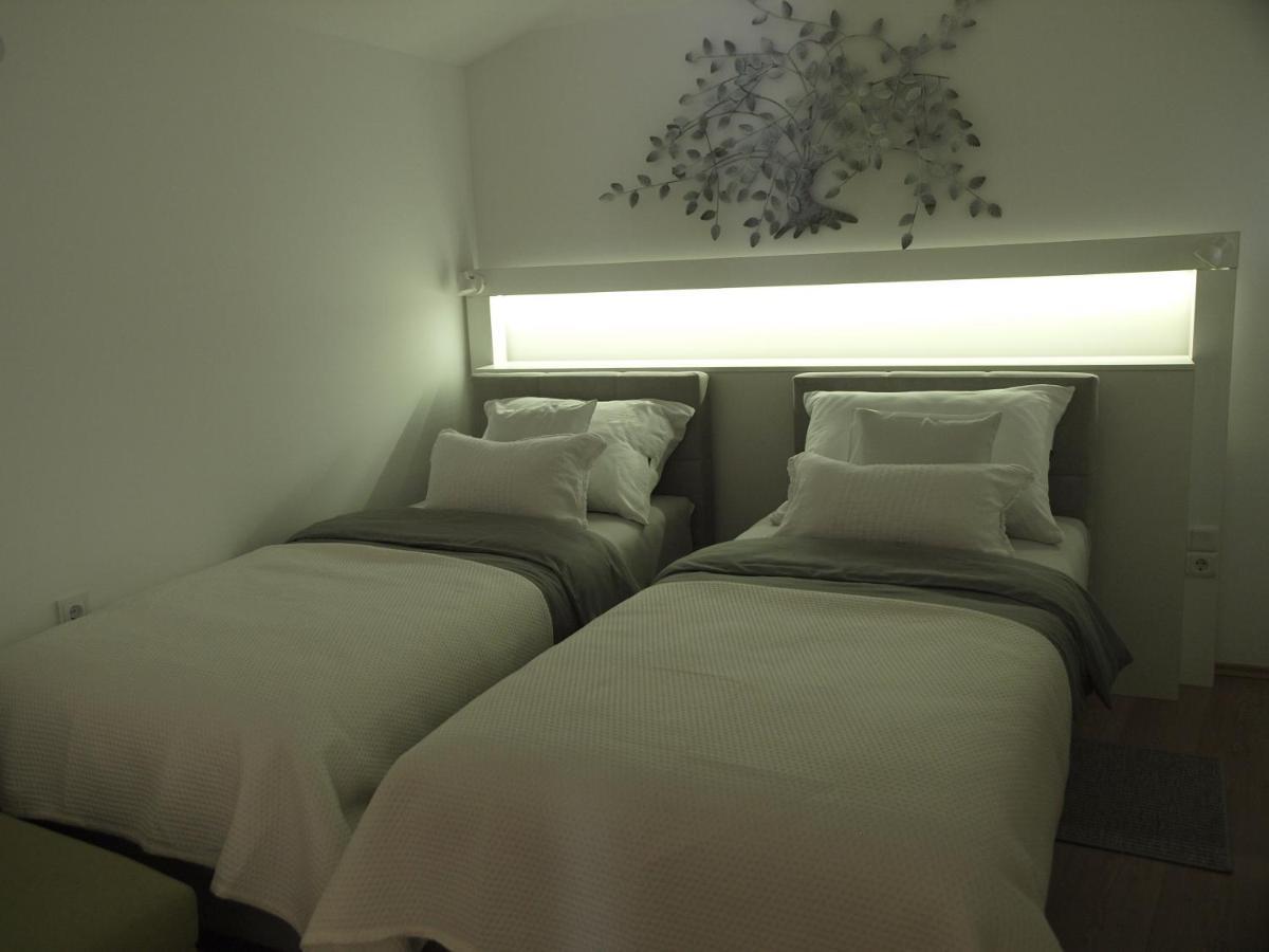 Cozy Studio Apartment Tian In Zagreb Eksteriør billede